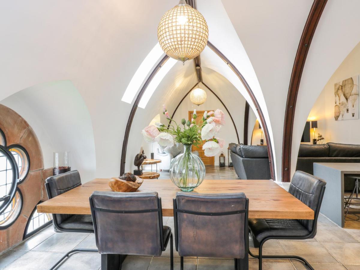 Penthouse St Mary'S Church Moffat Eksteriør billede